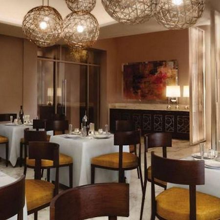 Room In Lodge - The Envoy Hotel And Suites Αμπούζα Εξωτερικό φωτογραφία